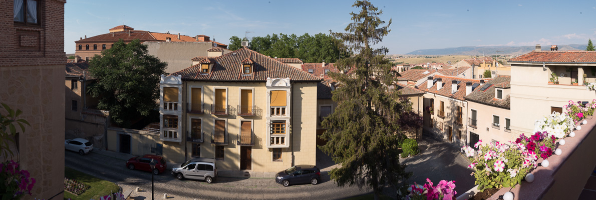 _1030445-Pano.jpg _1030445-Pano.jpg