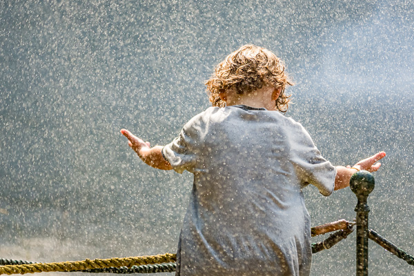 Hauptman_Larry_spain_air_conditioning.jpg Hauptman_Larry_spain_air_conditioning.jpg