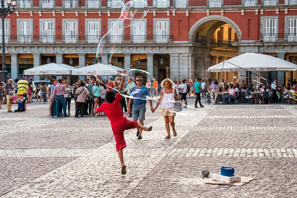 Pepple_Steve_spain_BubbleBursting.jpg Pepple_Steve_spain_BubbleBursting.jpg