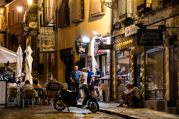 Pepple_Steve_spain_SegoviaCafe.jpg Pepple_Steve_spain_SegoviaCafe.jpg